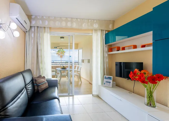 Beautiful With Sea View Апартаменты *