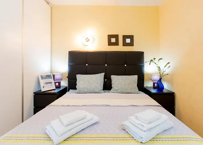 Beautiful With Sea View Апартаменти Адехе